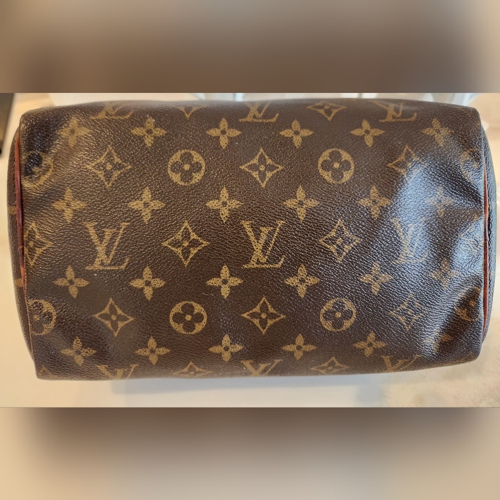 Authentic Vintage Louis Vuitton Speedy 25 Brown Monogram Handbag - Picture 4 of 16